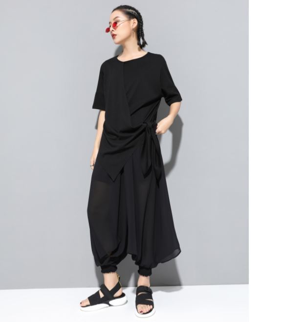 アシンメトリー半袖Tシャツ アシンメトリーカットソー ／ユニセックス モレビー