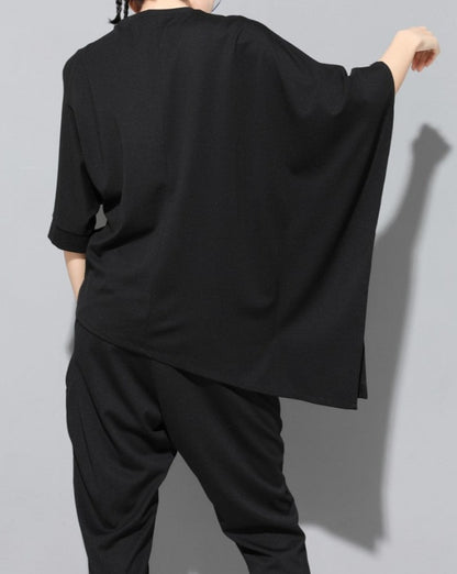 アシンメトリー七分袖Tシャツ オーバーサイズ オーバーシルエット ／ユニセックス モレビー