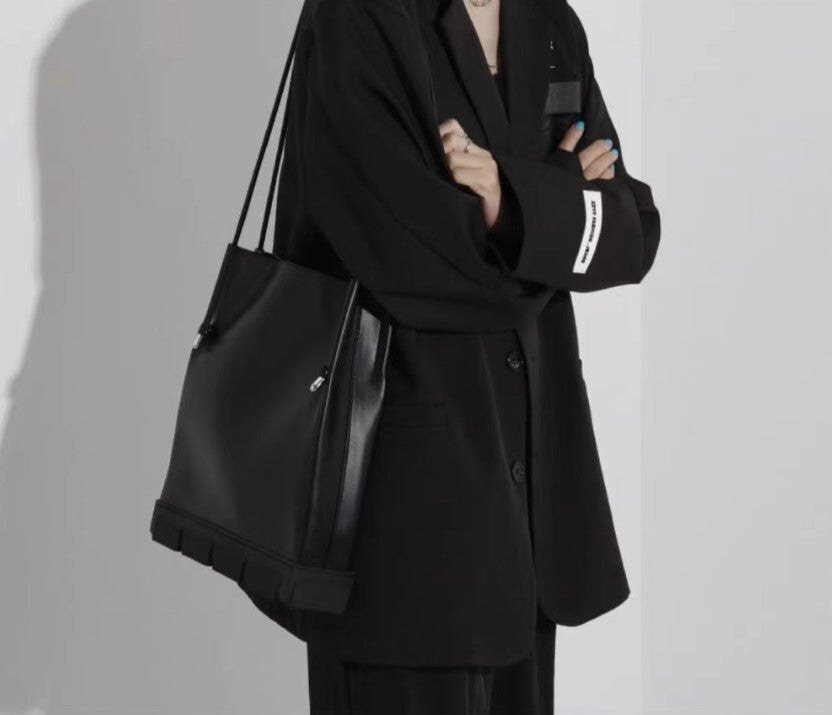 レザートートバッグ ショルダーバッグ レザーバッグ ブラック ／TEA