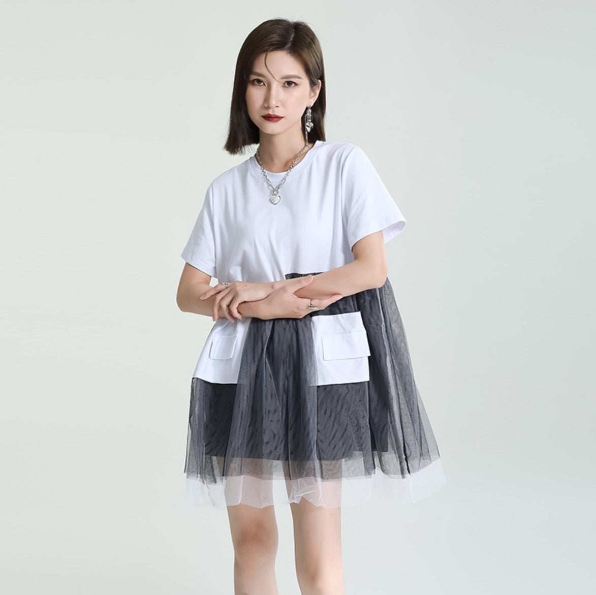 レース付きアシンメトリーロングTシャツ ／TEA