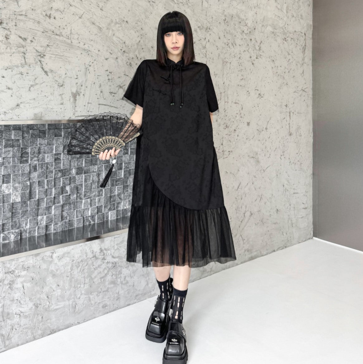 裾レース仕様アシンメトリーロングワンピース ブラック おしゃれ ／TEA