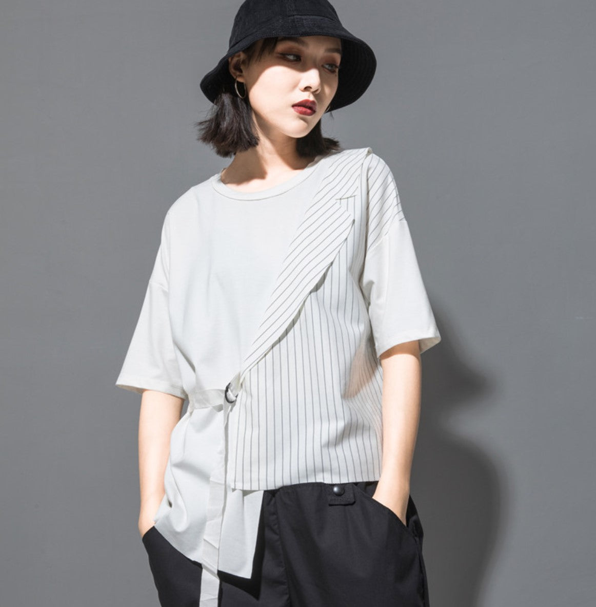 ストライプ模様アシンメトリーTシャツ/カットソー ／TEA