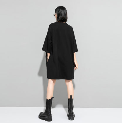 アシンメトリーブラックロングTシャツ おしゃれ モダン 個性 無地 ／TEA