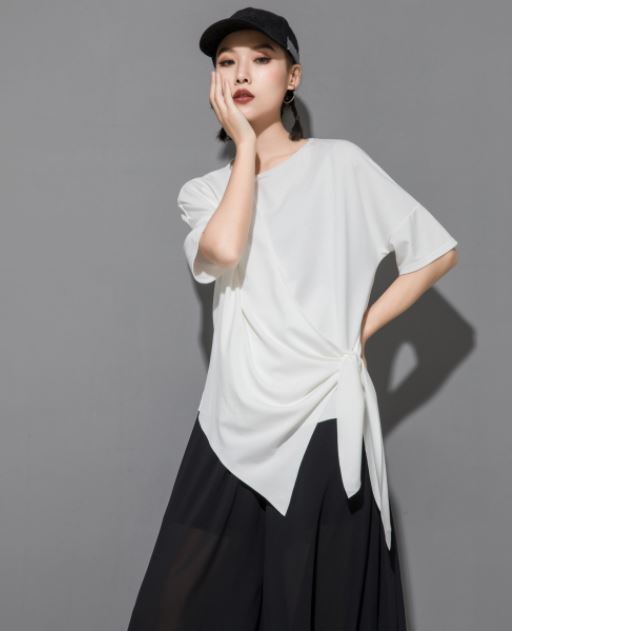 アシンメトリー半袖Tシャツ アシンメトリーカットソー ／ユニセックス モレビー