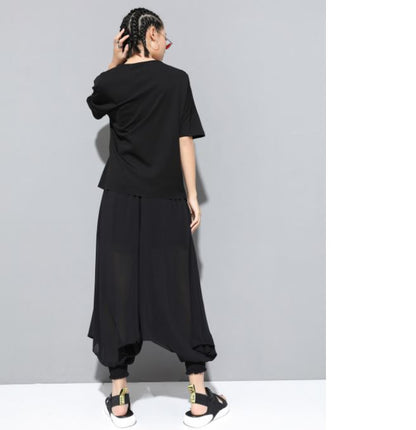 アシンメトリー半袖Tシャツ アシンメトリーカットソー ／ユニセックス モレビー