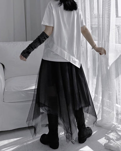 中性的 半袖アシンメトリーデザインTシャツ/カットソー ／TEA