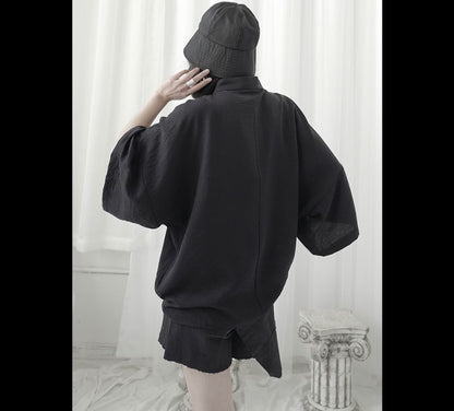 中性的ゆったりシャツ/ブラウス 七分袖 おしゃれ ブラック ホワイト ／ユニセックス モレビー