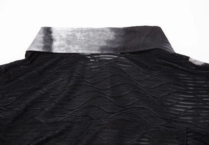 黒の配色ライン半袖シャツの背面素材感と柄を写した商品ディテール