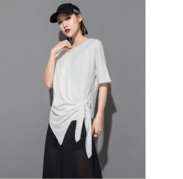 アシンメトリー半袖Tシャツ アシンメトリーカットソー ／ユニセックス モレビー