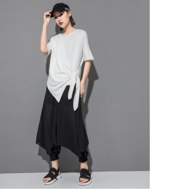 アシンメトリー半袖Tシャツ アシンメトリーカットソー ／ユニセックス モレビー